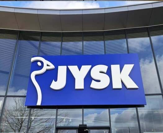 verlichte letters op een omgezet paneel profiel 6 JYSK